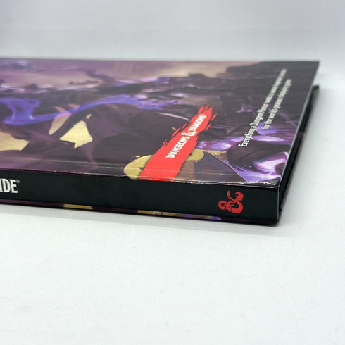 DnD Dungeon Master's Guide - Dungeons and Dragons Hardcover Book